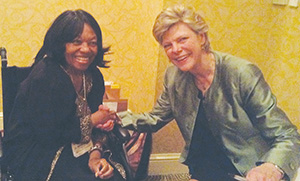 Cokie Roberts and former NLAPW National President Dr. Bernice Reid at the 2016 Biennial.