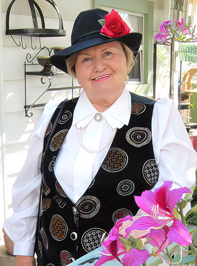 Halide Smith posed photo