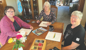 Sestina Sisters Louise Kantro, Nancy Haskett, and Lynn Hansen